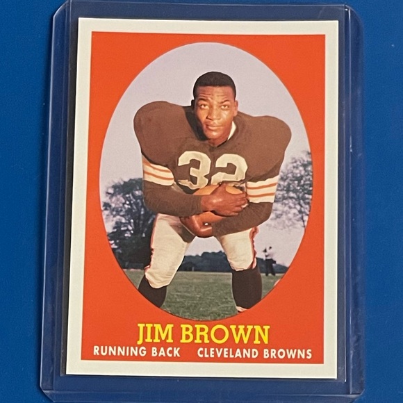 Jim Brown #22 2007 Topps [Turn Back The Clock] Football Trading Card - Picture 1 of 2